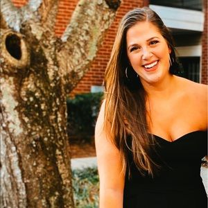 Meet your Posher, Lauryn